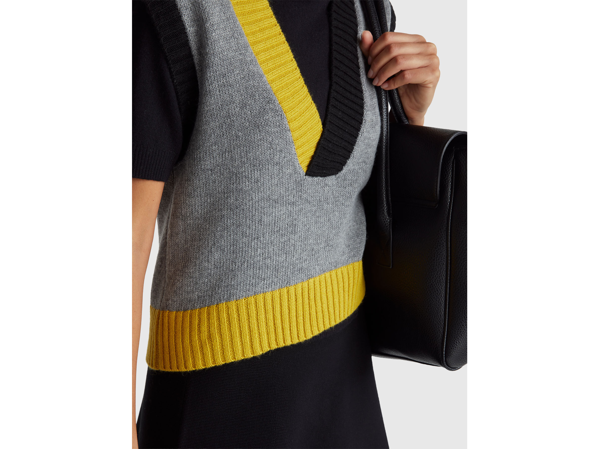 WAISTCOAT Women image number 4